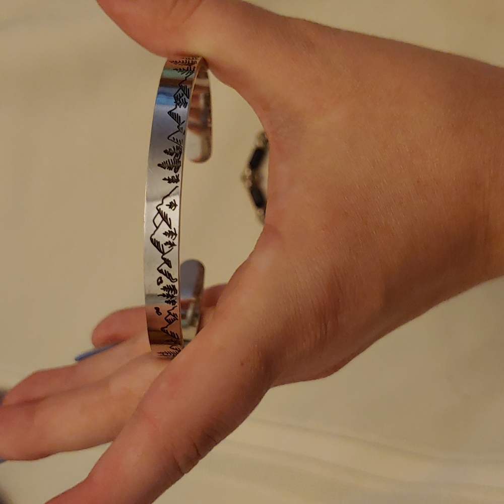 Bracelets - Picture 2 of 2